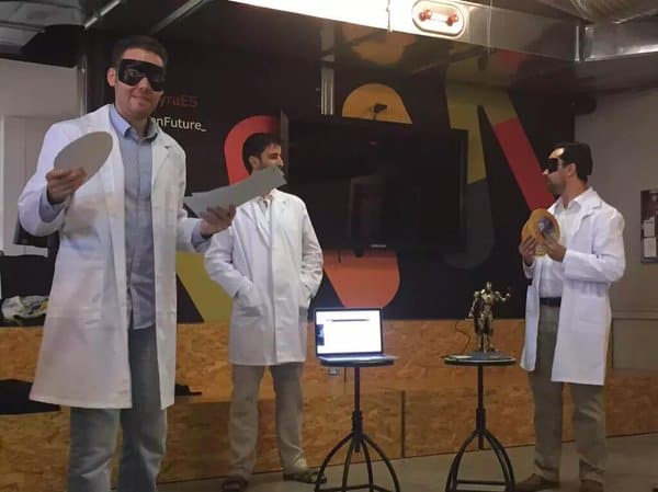 Experimentos con blockchain para ayudar a los&nbsp;refugiados