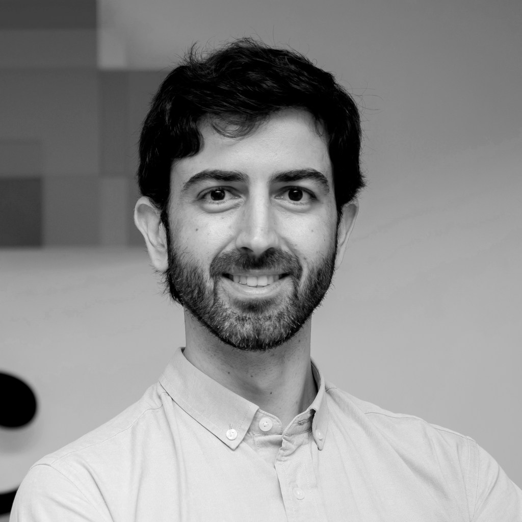 PabloFernandezBugueno 2000x2000 byn